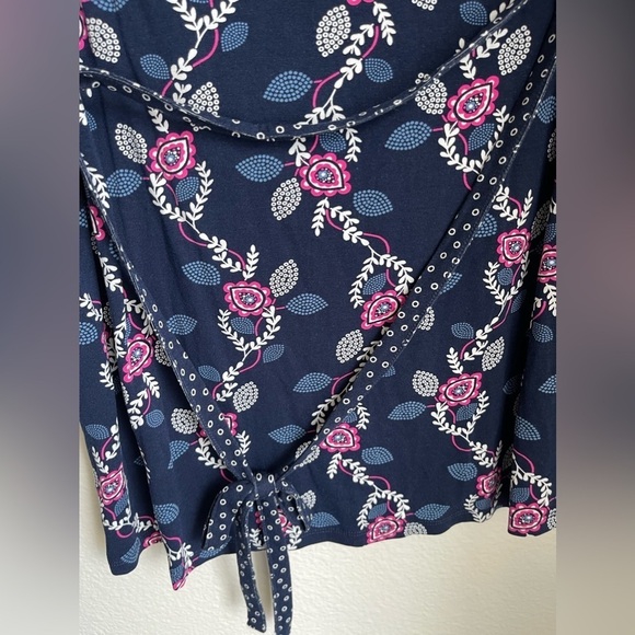 Boden Dress Womens Navy Pink Floral Vine Amy
Jersey 3/4 Sleeve Shift Belt - Picture 4 of 9